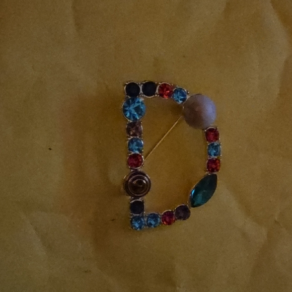 Coming Soon Leter D Multicolor Crystal Brooch - Picture 1 of 1